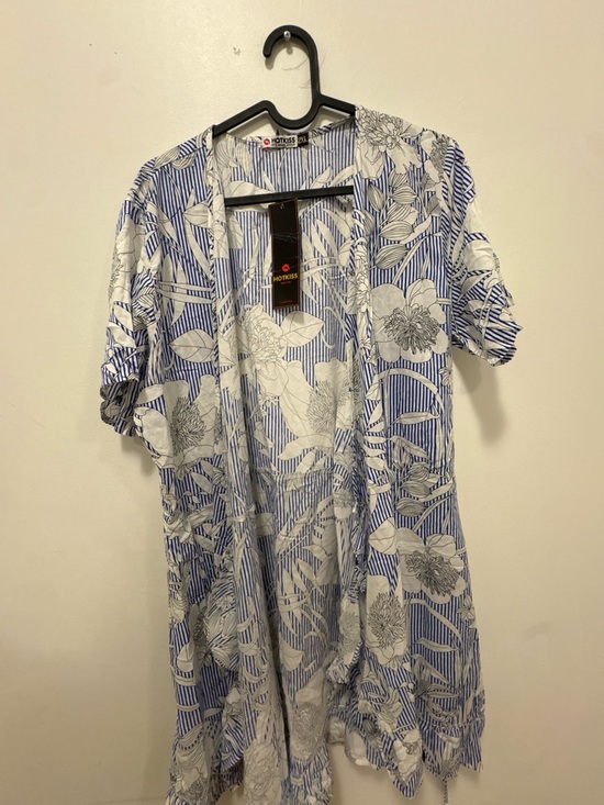 Hot Kiss Sweaters - Hotkiss Blue & White Floral Stripe Kimono Cardigan Size 2XL NWT
